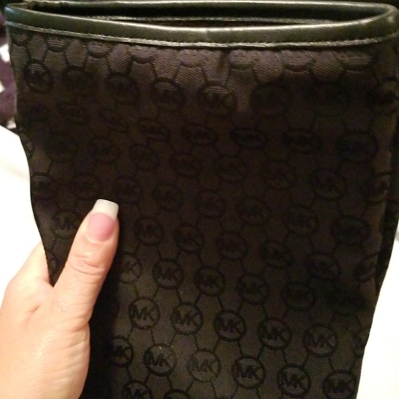 Rainboot - Picture 3 of 4